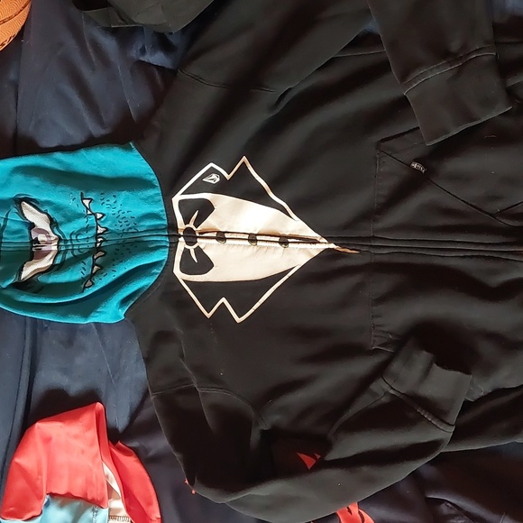 Kids hooddies set of 2. - Picture 3 of 5